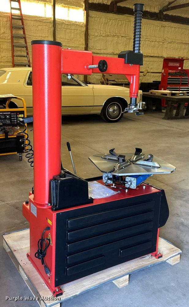 image for item DW2776 Number one MD-620  tire machine