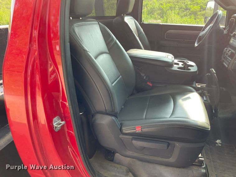 image for item HN9944 2022 Dodge Ram 5500HD  rollback truck