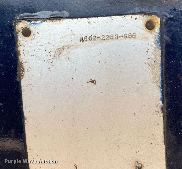 image for item HN9945 1997 International 4700  tow truck