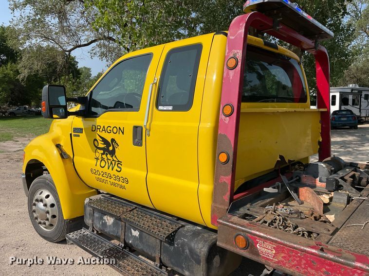 image for item HN9946 2011 Ford F650 Super Duty XLT Pro Loader  SuperCrew rollback truck