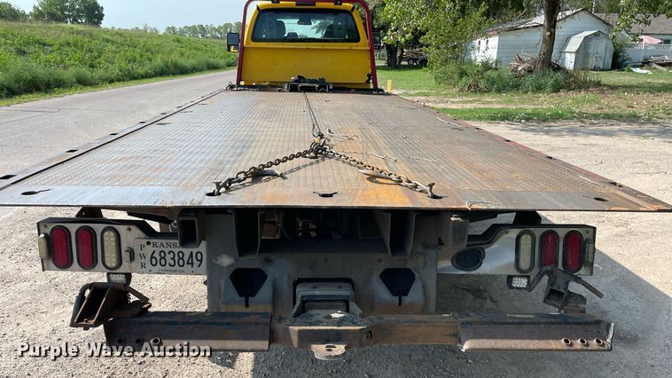 image for item HN9946 2011 Ford F650 Super Duty XLT Pro Loader  SuperCrew rollback truck