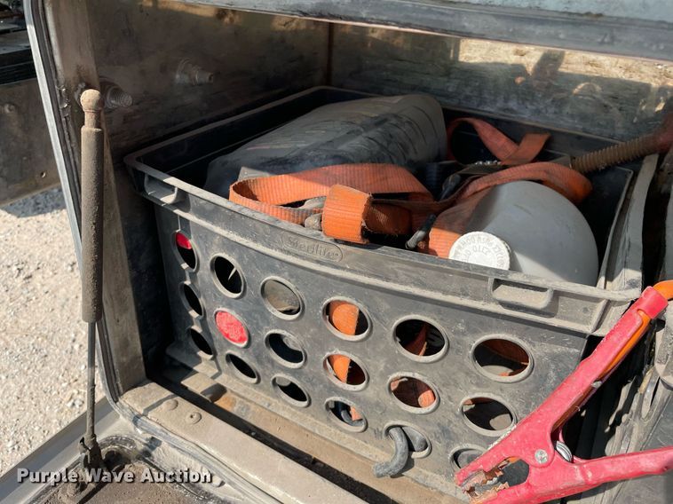 image for item HN9946 2011 Ford F650 Super Duty XLT Pro Loader  SuperCrew rollback truck