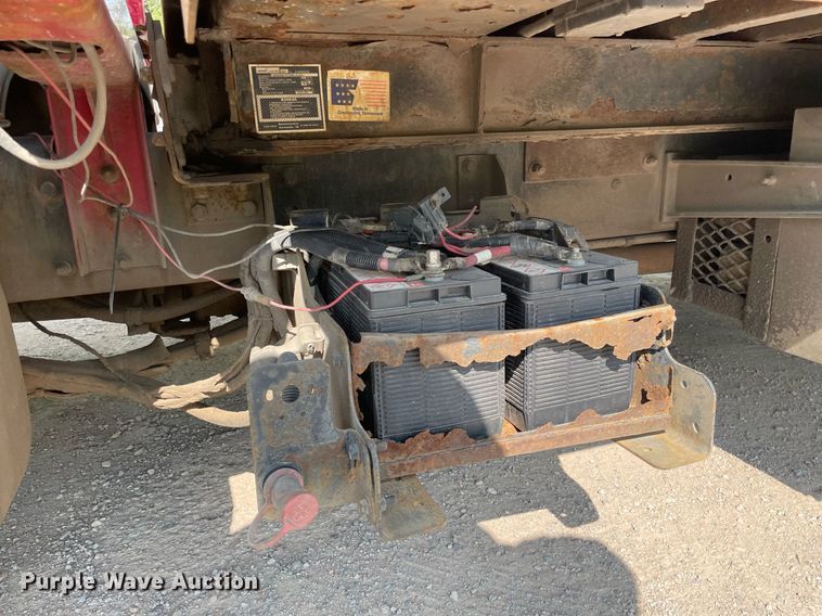 image for item HN9946 2011 Ford F650 Super Duty XLT Pro Loader  SuperCrew rollback truck