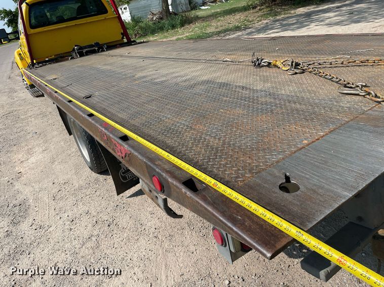 image for item HN9946 2011 Ford F650 Super Duty XLT Pro Loader  SuperCrew rollback truck