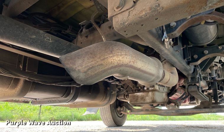 image for item HN9946 2011 Ford F650 Super Duty XLT Pro Loader  SuperCrew rollback truck