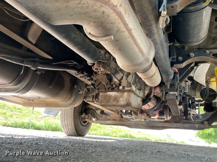 image for item HN9946 2011 Ford F650 Super Duty XLT Pro Loader  SuperCrew rollback truck