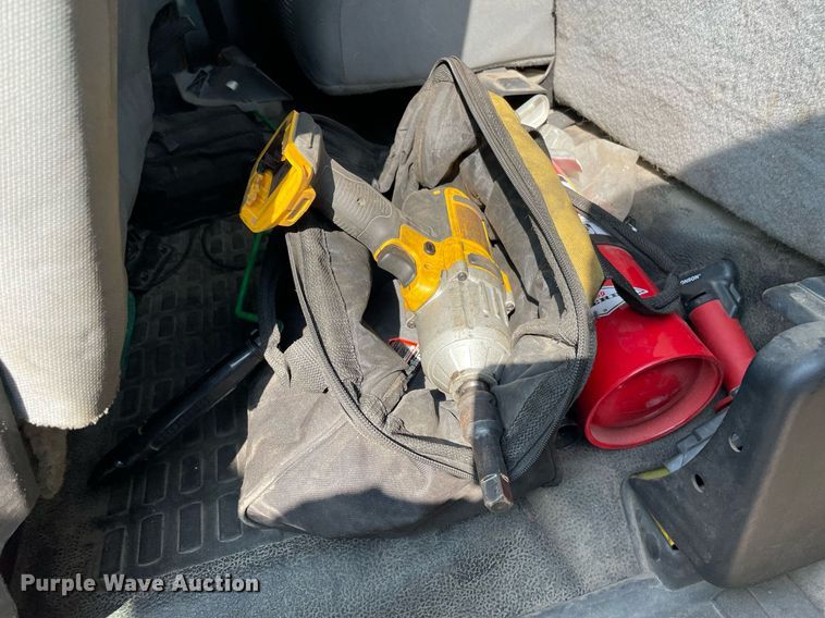 image for item HN9946 2011 Ford F650 Super Duty XLT Pro Loader  SuperCrew rollback truck