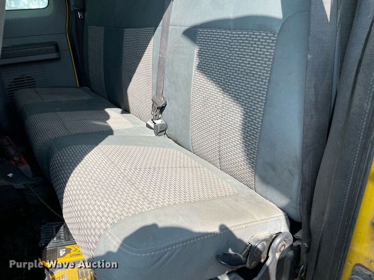 image for item HN9946 2011 Ford F650 Super Duty XLT Pro Loader  SuperCrew rollback truck