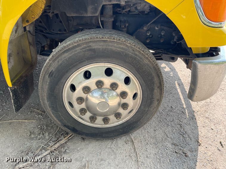 image for item HN9946 2011 Ford F650 Super Duty XLT Pro Loader  SuperCrew rollback truck