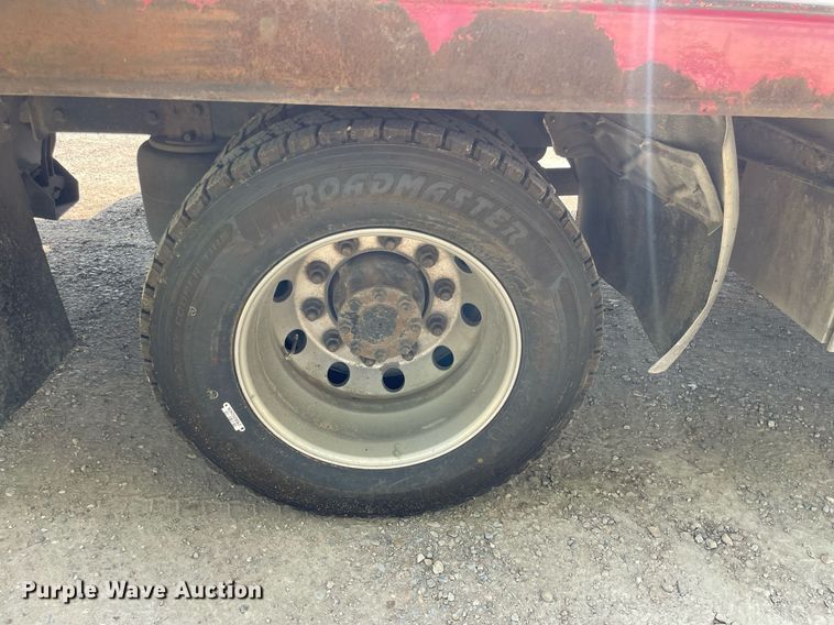 image for item HN9946 2011 Ford F650 Super Duty XLT Pro Loader  SuperCrew rollback truck