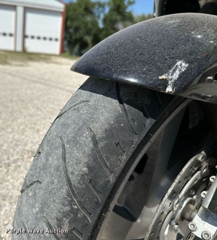 image for item HN9981 2003 Honda Goldwing 1800  motorcycle