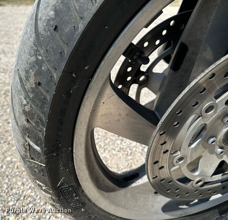 image for item HN9981 2003 Honda Goldwing 1800  motorcycle