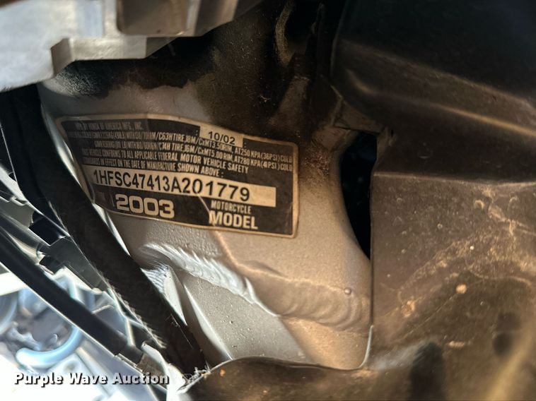 image for item HN9981 2003 Honda Goldwing 1800  motorcycle