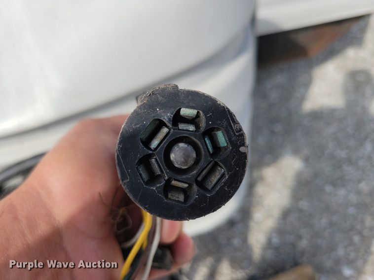 image for item IQ9936 1994 Fleetwood Terry  camper