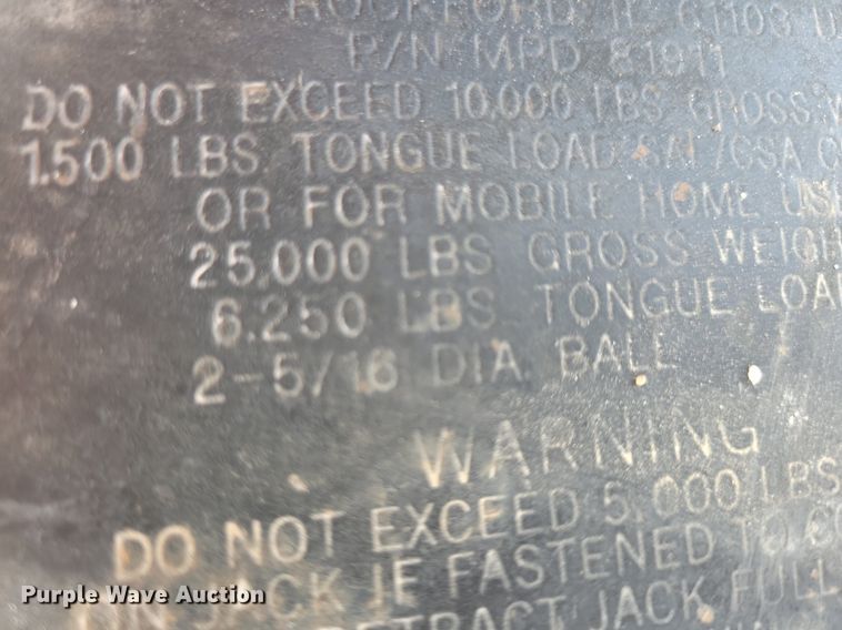 image for item IQ9936 1994 Fleetwood Terry  camper