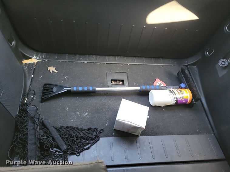 image for item IQ9938 2012 Chevrolet Equinox LT  SUV