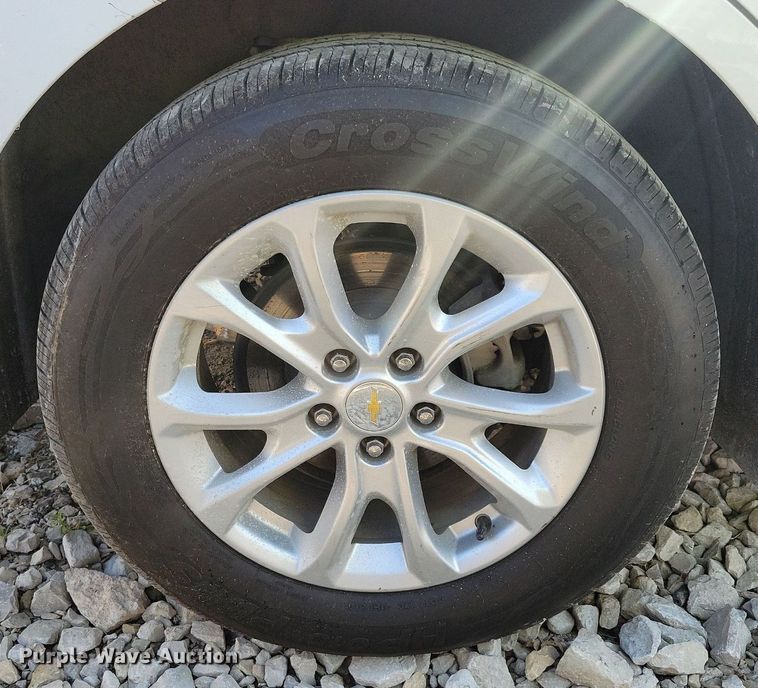 image for item IQ9939 2019 Chevrolet Equinox  SUV