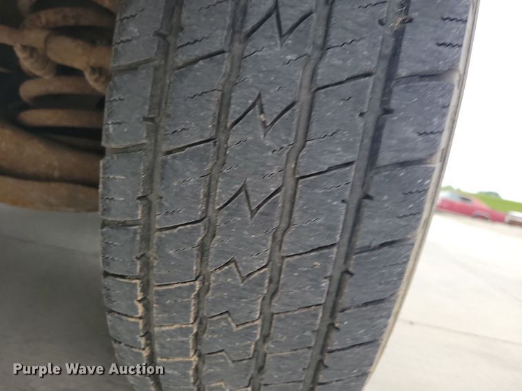 image for item IQ9944 1999 Dodge Ram 2500  Quad Cab pickup truck