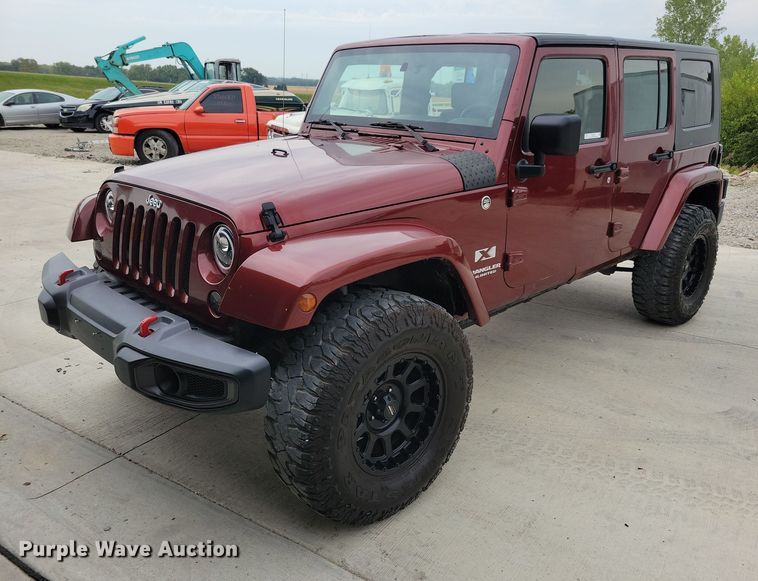 image for item IQ9945 2008 Jeep Wrangler Unlimited  SUV