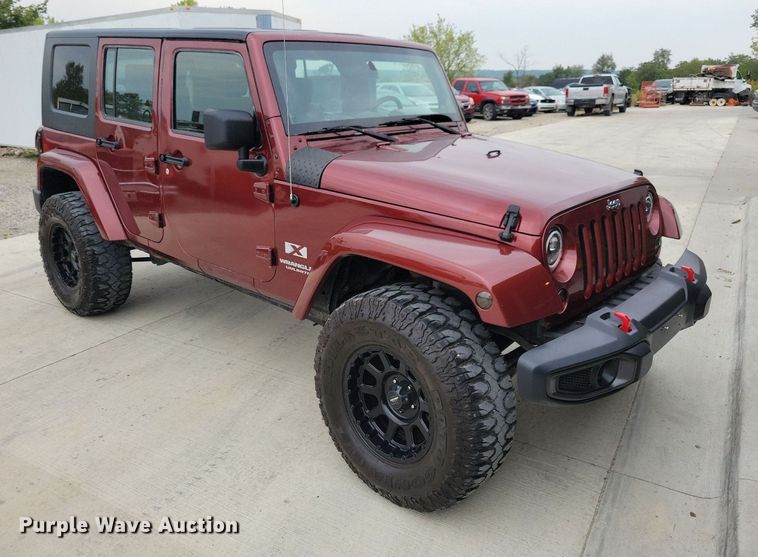 image for item IQ9945 2008 Jeep Wrangler Unlimited  SUV