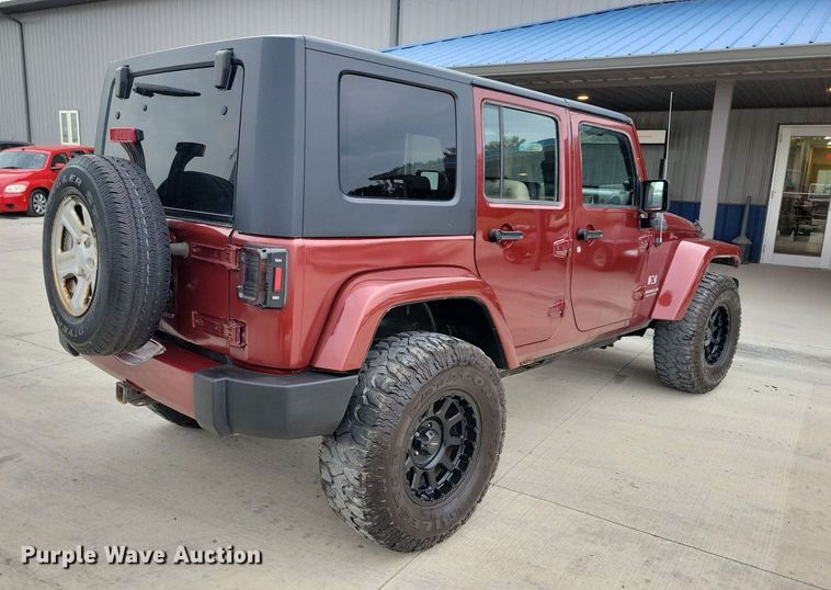 image for item IQ9945 2008 Jeep Wrangler Unlimited  SUV