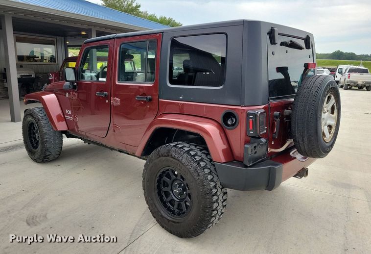 image for item IQ9945 2008 Jeep Wrangler Unlimited  SUV