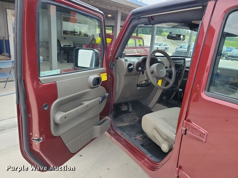 image for item IQ9945 2008 Jeep Wrangler Unlimited  SUV