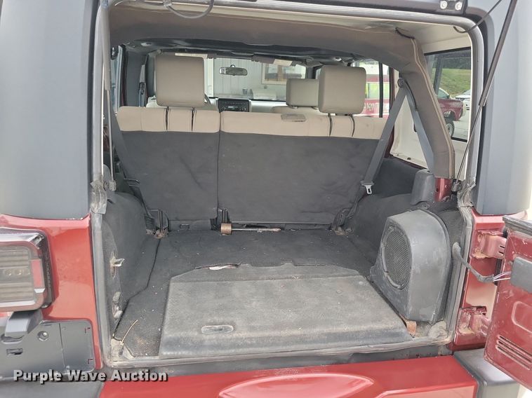 image for item IQ9945 2008 Jeep Wrangler Unlimited  SUV