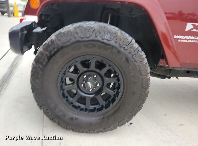 image for item IQ9945 2008 Jeep Wrangler Unlimited  SUV