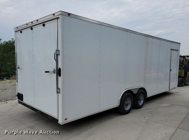 image for item IQ9946 2021 Eagle Cargo 7FW  enclosed cargo trailer