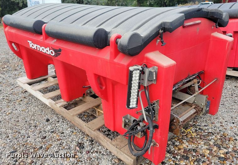 image for item IQ9948 Western Tornado  spreader