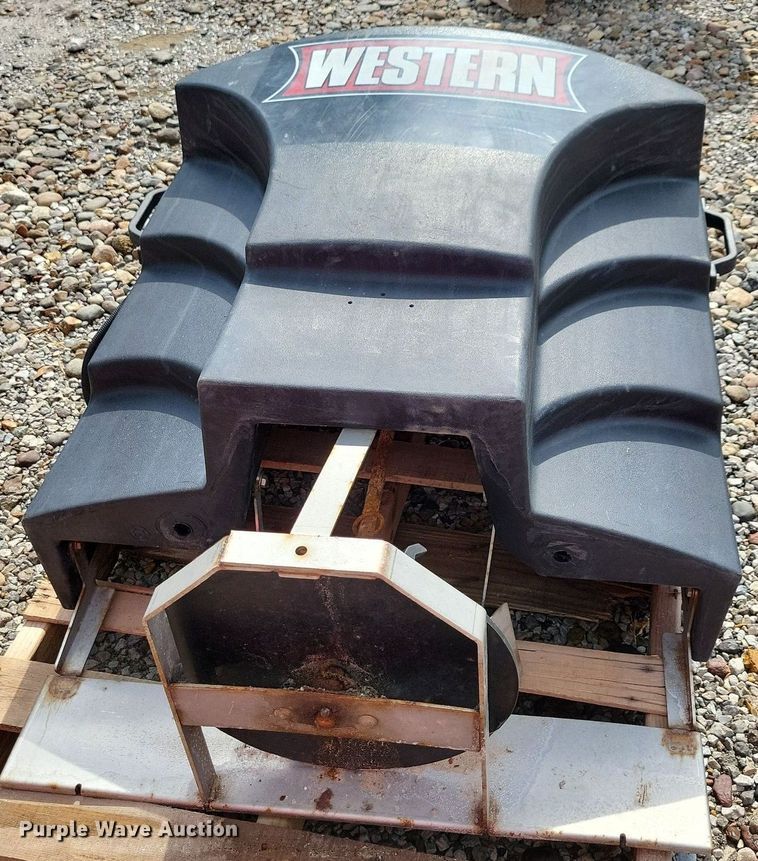 image for item IQ9948 Western Tornado  spreader
