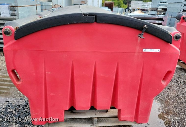 image for item IQ9950 2019 Western Tornado  spreader