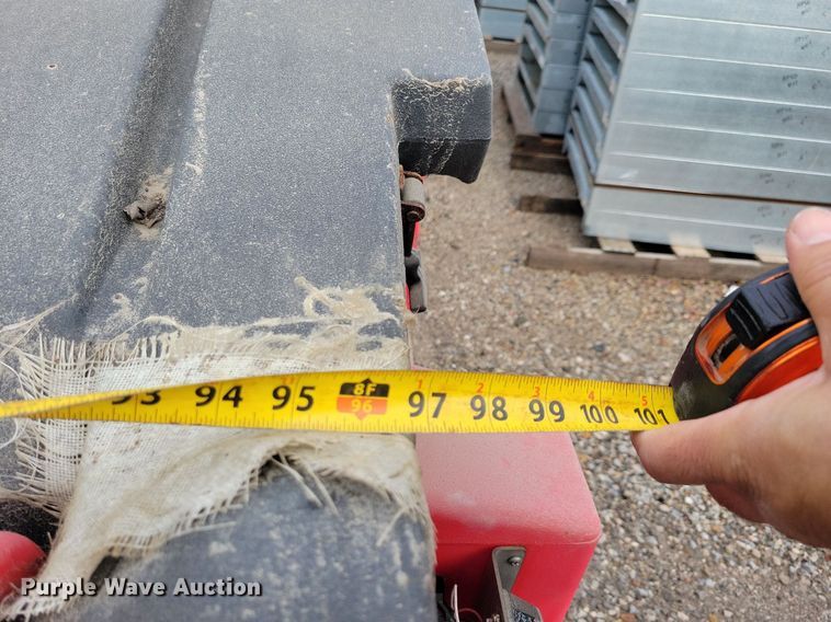 image for item IQ9950 2019 Western Tornado  spreader