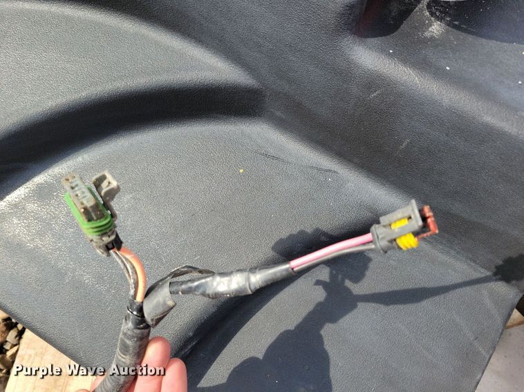 image for item IQ9950 2019 Western Tornado  spreader