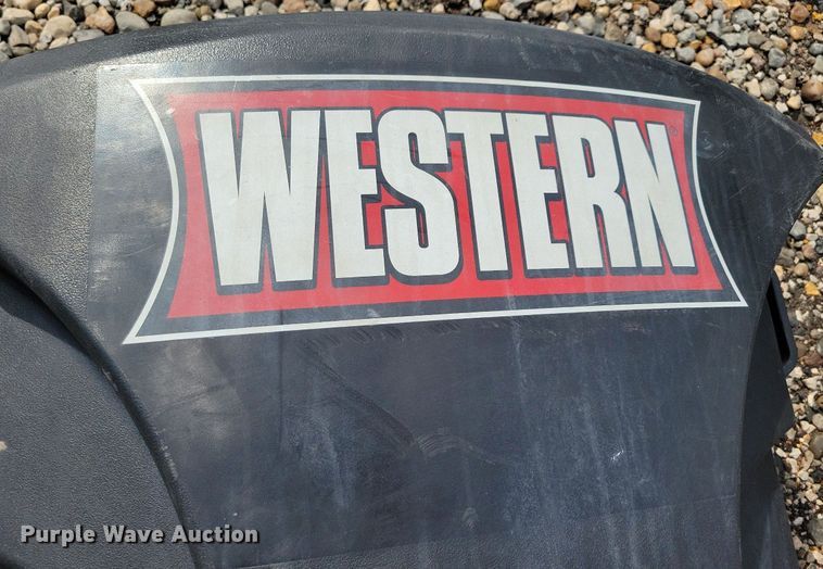 image for item IQ9950 2019 Western Tornado  spreader