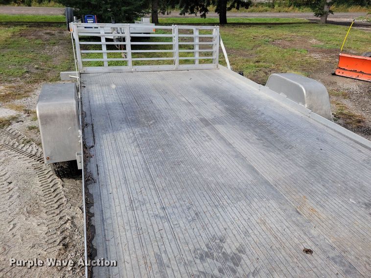 image for item IQ9952 2021 Voyager Industries Bear Track  utility trailer