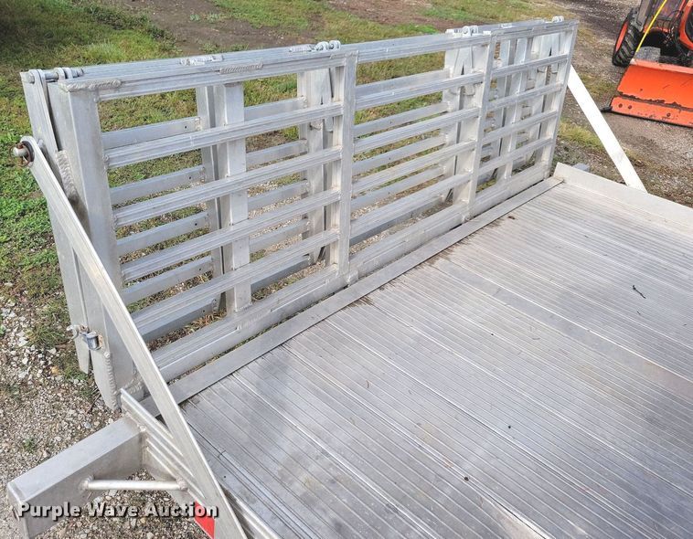 image for item IQ9952 2021 Voyager Industries Bear Track  utility trailer