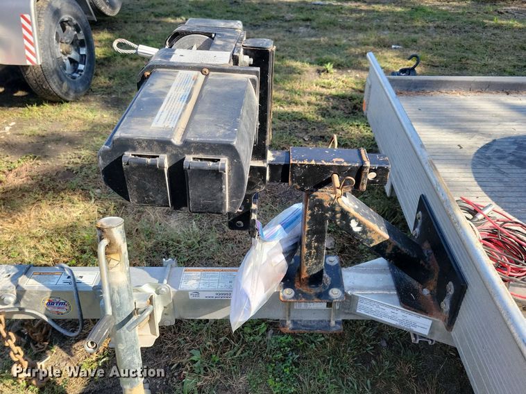 image for item IQ9952 2021 Voyager Industries Bear Track  utility trailer