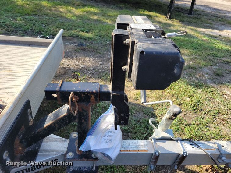 image for item IQ9952 2021 Voyager Industries Bear Track  utility trailer