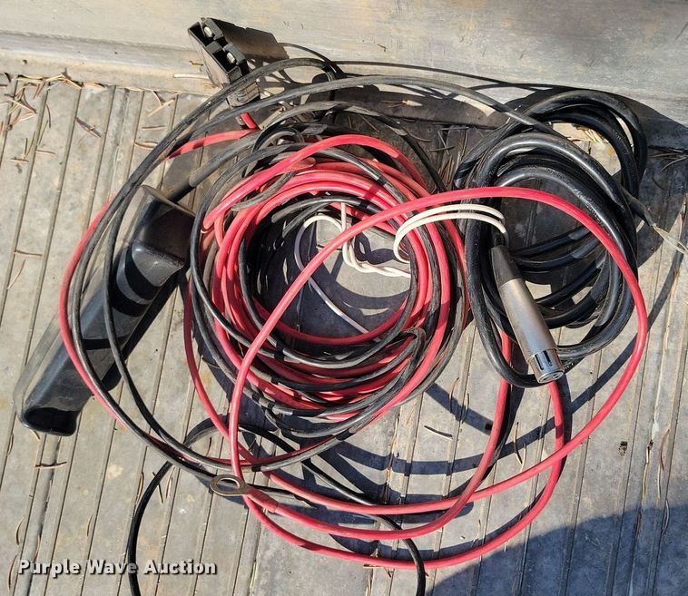 image for item IQ9952 2021 Voyager Industries Bear Track  utility trailer