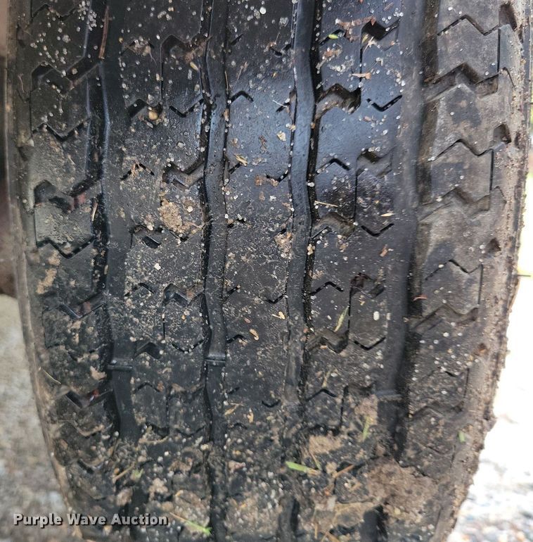 image for item IQ9952 2021 Voyager Industries Bear Track  utility trailer