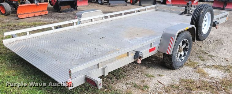 image for item IQ9953 2017 Voyager Industries Bear Track  tilt deck utility trailer