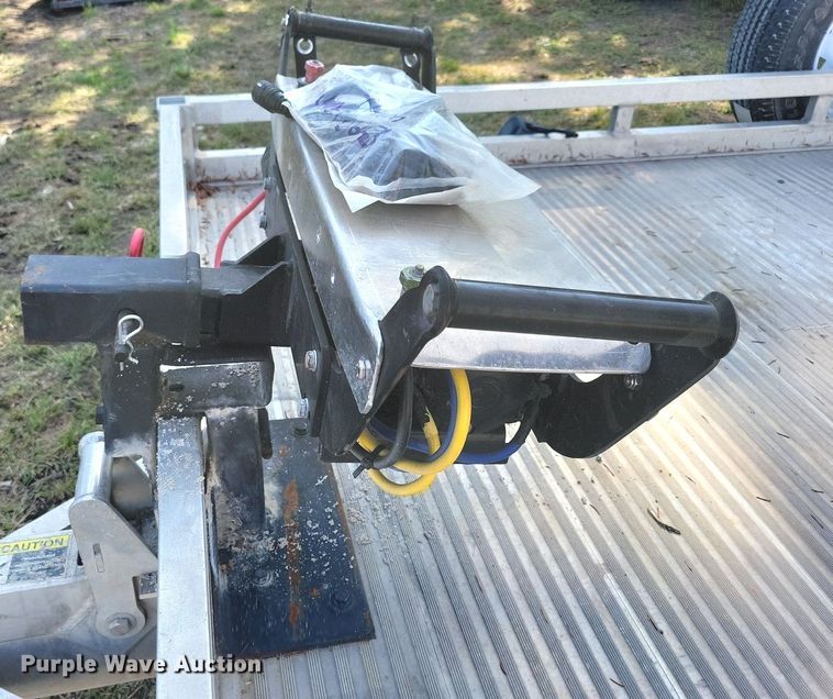 image for item IQ9953 2017 Voyager Industries Bear Track  tilt deck utility trailer