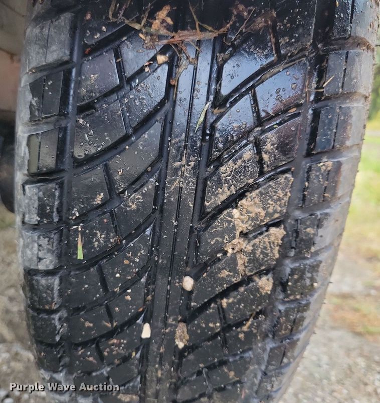 image for item IQ9953 2017 Voyager Industries Bear Track  tilt deck utility trailer