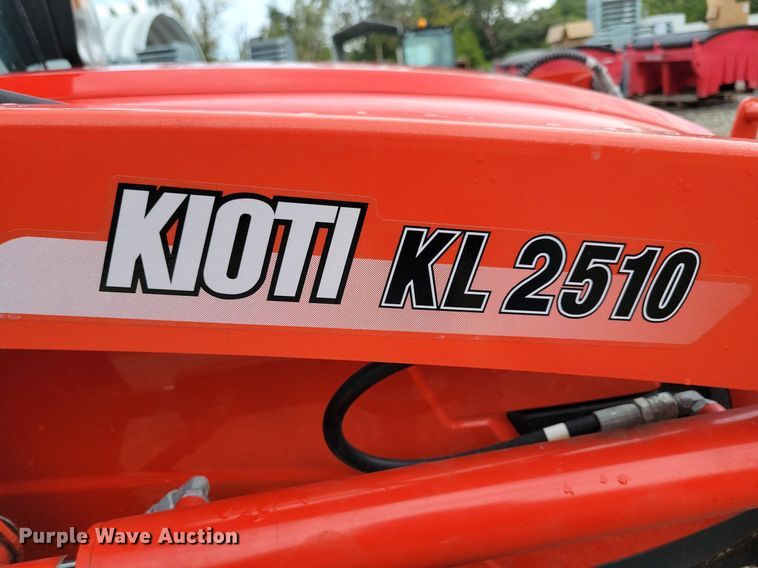 image for item IQ9954 Kioti CX2510  MFWD tractor
