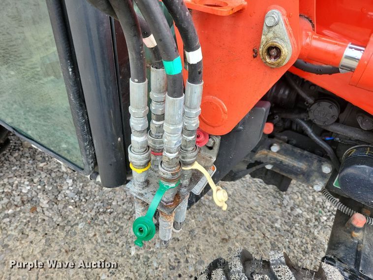 image for item IQ9954 Kioti CX2510  MFWD tractor