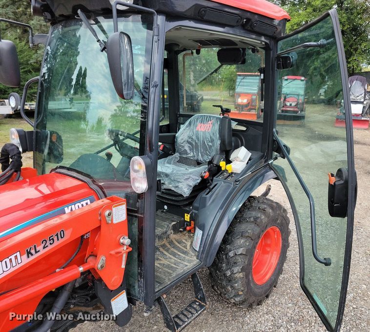 image for item IQ9954 Kioti CX2510  MFWD tractor