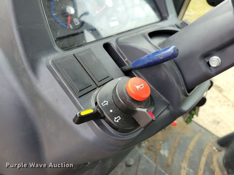 image for item IQ9954 Kioti CX2510  MFWD tractor