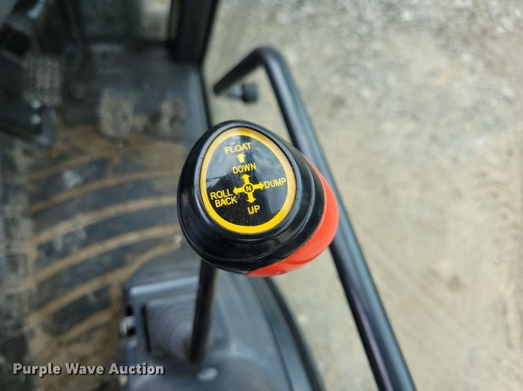 image for item IQ9954 Kioti CX2510  MFWD tractor